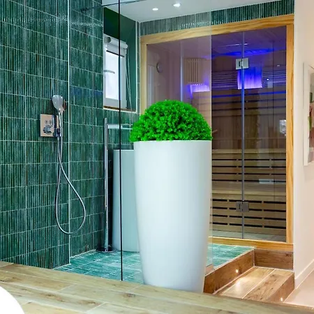 La Clé Escale Amoureuse Sauna&balnéo *